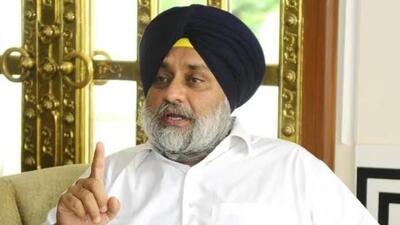 Shiromani Akali Dal president Sukhbir Singh Badal on Thursday said he has been flooded with calls and messages from Punjabis in Canada and their families back home, seeking the SAD’s intervention to ensure safe and smooth travel to their homeland. (HT file photo)