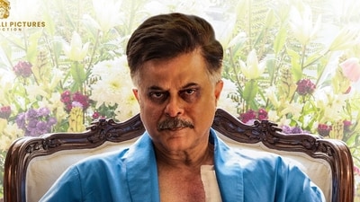 Anil Kapoor plays Ranbir Kapoor's father in Animal Anil Kapoor plays Ranbir Kapoor's father in Animal