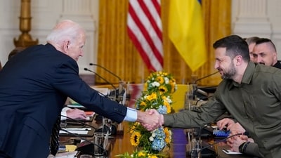 President Joe Biden shakes hands with Ukrainian President Volodymyr Zelenskyy in the East Room of the White House, Thursday, Sept. 21, 2023, in Washington. (AP) President Joe Biden shakes hands with Ukrainian President Volodymyr Zelenskyy in the East Room of the White House, Thursday, Sept. 21, 2023, in Washington. (AP)