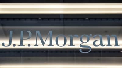 A JPMorgan logo is seen in New York City, U.S., January 10, 2017. (REUTERS)