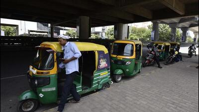 Police said the drivers will get a sticker that would have the serial number registered with the regional transport authority (RTA) along with the driver’s picture on it. (HT Archive) Police said the drivers will get a sticker that would have the serial number registered with the regional transport authority (RTA) along with the driver’s picture on it. (HT Archive)