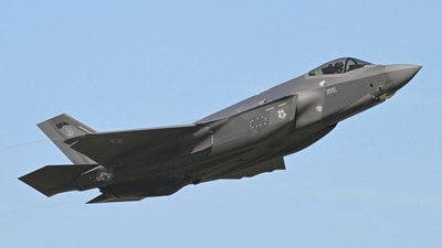 FILE PHOTO: A F-35 fighter jet flies during a media day of NATO's "Air Defender 23" military exercise at Spangdahlem U.S. Air Base near the German-Belgian border in Spangdahlem, Germany June 14, 2023.  REUTERS/Jana Rodenbusch/File Photo (REUTERS)