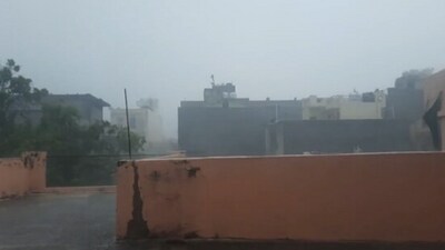 The image shows a region in Delhi engulfed in heavy downpour. (X/@anirudhgarg_) The image shows a region in Delhi engulfed in heavy downpour. (X/@anirudhgarg_)