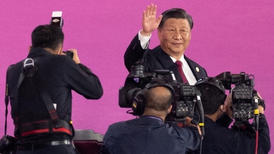 President of China&nbsp;Xi Jinping waves during the Asian Games opening ceremony(REUTERS)