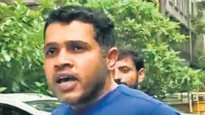Special court releases IRS officer Sachin Sawant’s father and brother on bail bond