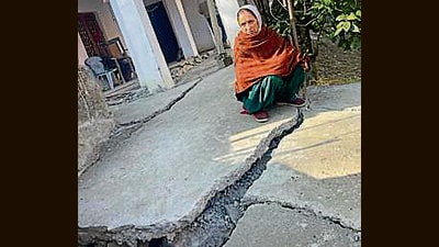 Cracks emerged in the town between November 2022 and January 2023 (HT Photo) Cracks emerged in the town between November 2022 and January 2023 (HT Photo)
