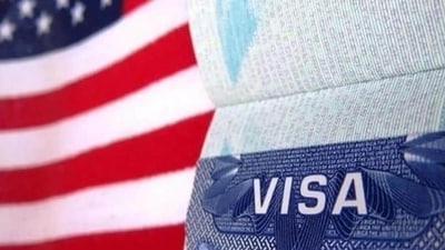 Last year, a record-breaking 125,000 Indians were issued student visas. Last year, a record-breaking 125,000 Indians were issued student visas.