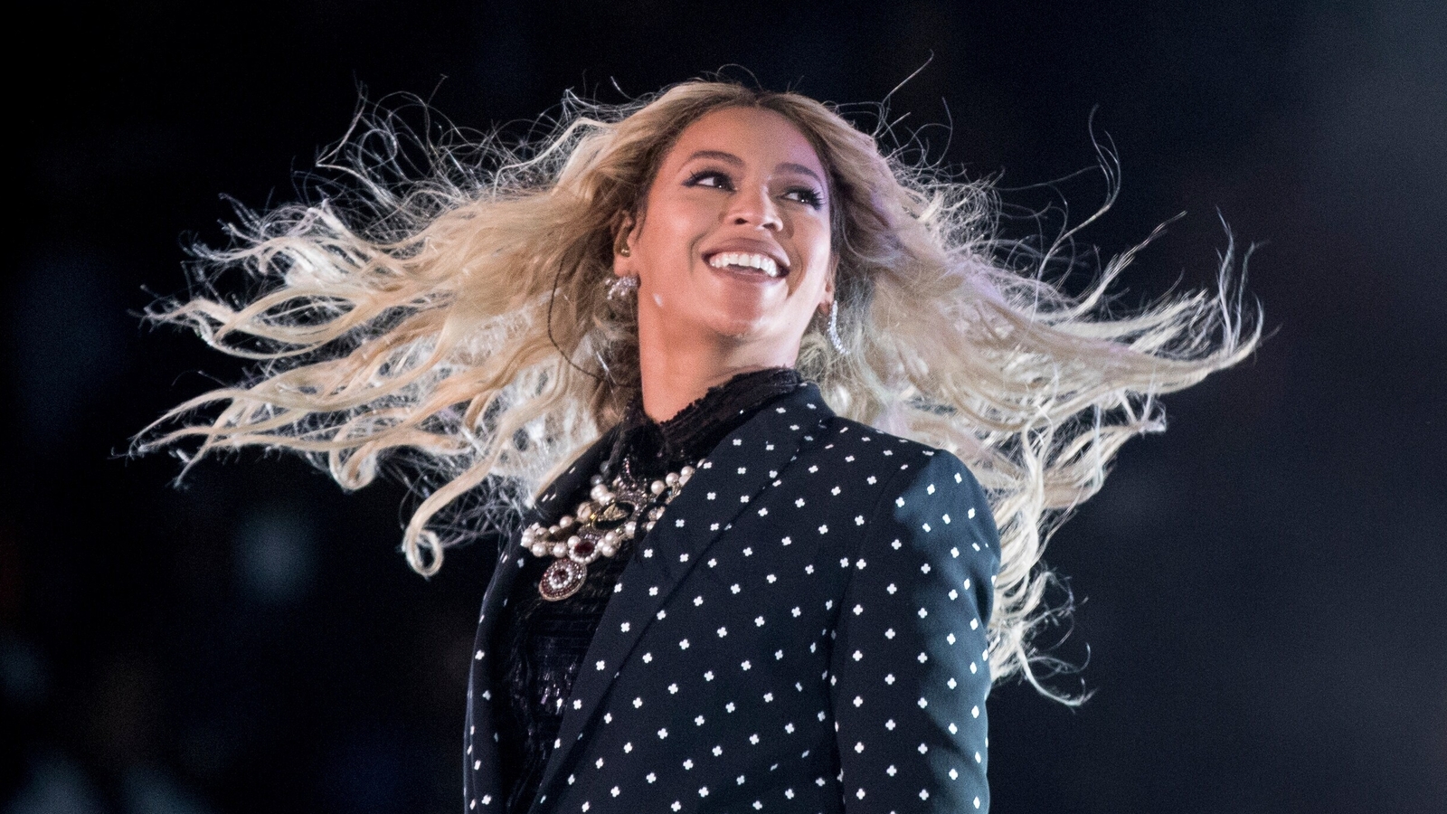 Viral video shows woman yelling as Beyonce tries to create iconic ‘mute ...