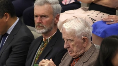 Nazi veteran Yaroslav Hunka, right, waits for the arrival of Ukrainian President Volodymyr Zelenskyy in the House of Commons in Ottawa, Onatario on Friday, Sept. 22, 2023. (Patrick Doyle/The Canadian Press via AP) Nazi veteran Yaroslav Hunka, right, waits for the arrival of Ukrainian President Volodymyr Zelenskyy in the House of Commons in Ottawa, Onatario on Friday, Sept. 22, 2023. (Patrick Doyle/The Canadian Press via AP)