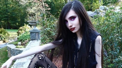 Eugenia Cooney's new video attracts hate and concerns (Instagram/Eugenia Cooney) Eugenia Cooney's new video attracts hate and concerns (Instagram/Eugenia Cooney)