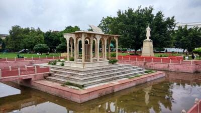 Renovation of the crumbling Chhoti Baradari began on Tuesday. (Sourced) Renovation of the crumbling Chhoti Baradari began on Tuesday. (Sourced)