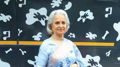 Waheeda Rehman is this year's recipient of the Dadasaheb Phalke Lifetime Achievement award. Waheeda Rehman is this year's recipient of the Dadasaheb Phalke Lifetime Achievement award.