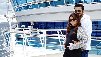 Earlier, taking to Instagram, Rubina dropped a string of images from her recent vacation with Abhinav. In the pictures, Rubina is seen flaunting her baby bump in a black outfit. (Instagram/@rubinadilaik) Earlier, taking to Instagram, Rubina dropped a string of images from her recent vacation with Abhinav. In the pictures, Rubina is seen flaunting her baby bump in a black outfit. (Instagram/@rubinadilaik)