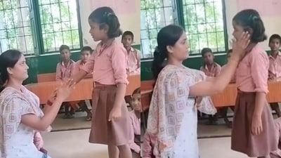 Teacher educating her students on good touch and bad touch. (X/@stalin_ips) Teacher educating her students on good touch and bad touch. (X/@stalin_ips)