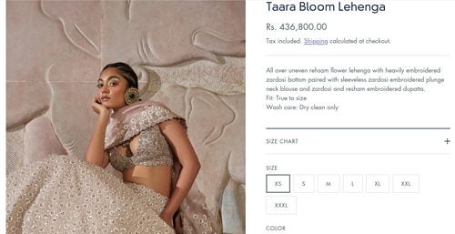 Sania Mirza's heavy embroidered lehenga ensemble comes with a price tag of ₹4.36 Lakh. (mrunalinirao.com) Sania Mirza's heavy embroidered lehenga ensemble comes with a price tag of ₹4.36 Lakh. (mrunalinirao.com)