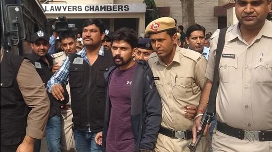 On Tuesday, the state’s additional public prosecutor moved an application, requesting the court to let Bishnoi’s trial be conducted via video conferencing from Sabarmati Central Jail, Ahmedabad, Gujarat. (HT Photo)
