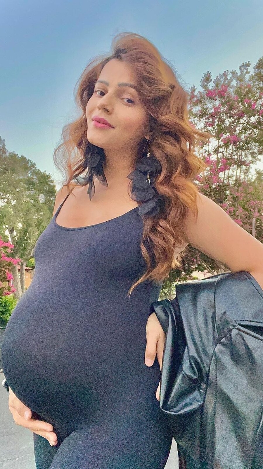 rubina_dilaik_maternity_looks