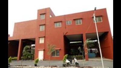 As per data shared by the fire brigade department of Pune Municipal Corporation (PMC), from September 19 to September 27, the department received 32 calls. (HT PHOTO)