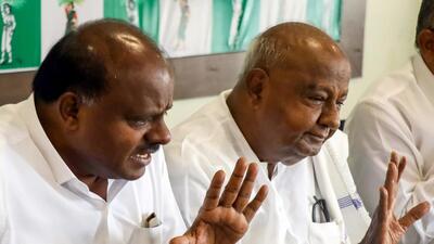 JD(S) supremo addresses a press conference in Bengaluru on Wednesday. (PTI) JD(S) supremo addresses a press conference in Bengaluru on Wednesday. (PTI)