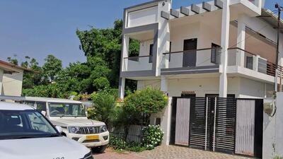 NIA team conducts a raid at the house of gun-house owner Parikshit Negi, in Dehradun on Wednesday. (ANI Photo) (Virender Singh Negi) NIA team conducts a raid at the house of gun-house owner Parikshit Negi, in Dehradun on Wednesday. (ANI Photo) (Virender Singh Negi)