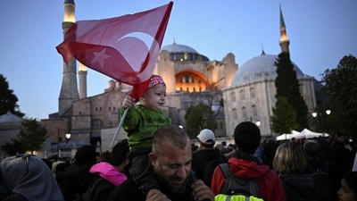 Turkey: In Turkey, Eid Milad-un-Nabi celebration is known as Mevlid Kandili and it involves special prayers at mosques, visits to the tombs of Sufi saints, families preparing traditional sweets and sharing them with neighbours and friends.&nbsp; (REUTERS)