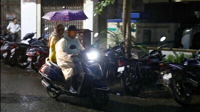 The IMD expects more rain in the state in the next eight to 10 days. (RAHUL RAUT/ HT PHOTO) The IMD expects more rain in the state in the next eight to 10 days. (RAHUL RAUT/ HT PHOTO)