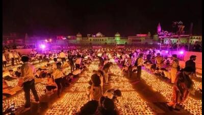 The earthen diyas will be lit on November 11 at 47 ghats of Ayodhya, including the Ram Ki Paidi. (File Photo)