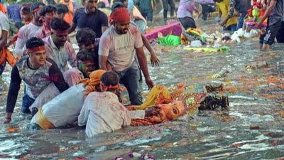 Music, dance, and sincere prayers were performed beside these idols, which were displayed in a variety of shapes and sizes. (ANI) Music, dance, and sincere prayers were performed beside these idols, which were displayed in a variety of shapes and sizes. (ANI)
