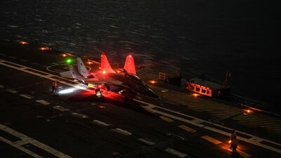 Indian MiG-29 K fighter makes a night landing on INS Vikrant in May 2023 Indian MiG-29 K fighter makes a night landing on INS Vikrant in May 2023