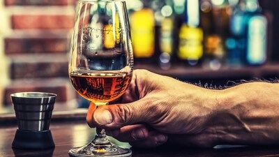 World Heart Day: Does consumption of a small amount of alcohol affect your blood pressure? (File Photo) World Heart Day: Does consumption of a small amount of alcohol affect your blood pressure? (File Photo)