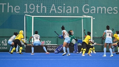 The Indian women's hockey team cruised to a comfortable 6-0 win over Malaysia.&nbsp; (REUTERS)