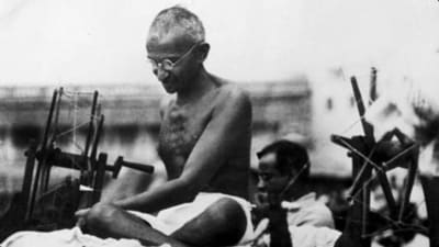 "Corruption will go when the large number of persons given to the unworthy practice realize that the nation does not exist for them but that they do for the nation", Mahatma Gandhi said. "Corruption will go when the large number of persons given to the unworthy practice realize that the nation does not exist for them but that they do for the nation", Mahatma Gandhi said.
