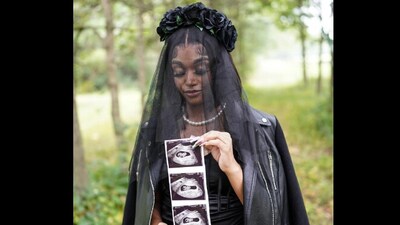 Snapshot of the woman from her funeral themed photoshoot. (Facebook/@Cheridan Logsdon) Snapshot of the woman from her funeral themed photoshoot. (Facebook/@Cheridan Logsdon)