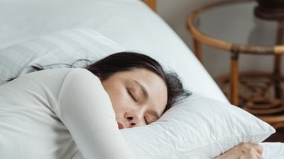 Prioritize sleep: Prioritize 7-9 hours of quality sleep to enable your immune system to produce vital infection-fighting agents.&nbsp; 
