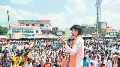 Jarange-Patil kicks off tour to push for Maratha reservation; OBC activist calls off hunger strike Jarange-Patil kicks off tour to push for Maratha reservation; OBC activist calls off hunger strike