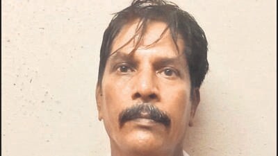 Man arrested for duping people using fake antique gold necklace Man arrested for duping people using fake antique gold necklace