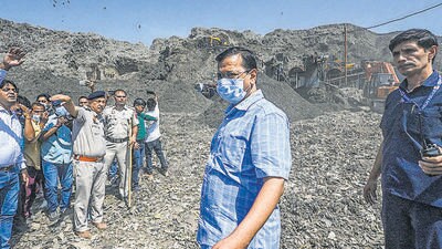 Chief minister Arvind Kejriwal during his visit to Bhalswa landfill in Delhi on Saturday. (Raj K Raj/ HT Photo)