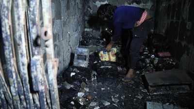 The Delhi Fire Services reported that the fire originated at the Tomato Mandi in Azadpur. There was no casualty in the fire, it added.&nbsp; (HT Photo)