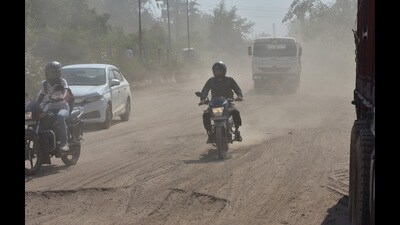 In 2021, the Ghaziabad city was judged the second-most polluted city in the World Air Quality Report prepared by Swiss firm IQAir. In 2022 report, the city ranked more favourably at the 11th spot (Sakib Ali/HT Photo) In 2021, the Ghaziabad city was judged the second-most polluted city in the World Air Quality Report prepared by Swiss firm IQAir. In 2022 report, the city ranked more favourably at the 11th spot (Sakib Ali/HT Photo)