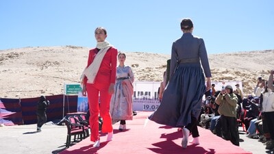 With the participation of international models, including two Ladakhi models, the fashion show aimed at symbolising and promoting the vibrant culture of India. (HT Photo) With the participation of international models, including two Ladakhi models, the fashion show aimed at symbolising and promoting the vibrant culture of India. (HT Photo)
