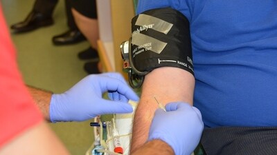 Donating blood not just benefits the receiver but also the donor as it stimulates formation of new blood cells (Freepik) Donating blood not just benefits the receiver but also the donor as it stimulates formation of new blood cells (Freepik)