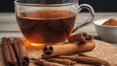 Cinnamon: The active components cinnamaldehyde and cinnamic acid are said to be cardio protective due to their ability to produce nitric oxide as well as the associated anti-inflammatory property.&nbsp; (Pinterest)