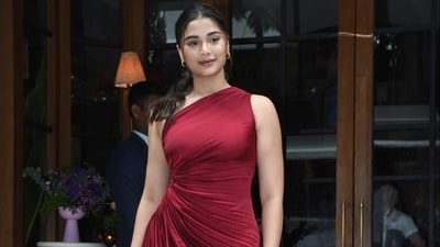 Saiee Manjrekar was spotted in a maroon dress at an event in Mumbai on Saturday. She had made her Bollywood debut with Dabangg 3 and has featured in Telugu films like Major. She will now be seen in two Hindi films including Kuch Khattaa Ho Jaay and Auron Mein Kaha Dum Tha. Saiee Manjrekar was spotted in a maroon dress at an event in Mumbai on Saturday. She had made her Bollywood debut with Dabangg 3 and has featured in Telugu films like Major. She will now be seen in two Hindi films including Kuch Khattaa Ho Jaay and Auron Mein Kaha Dum Tha. 