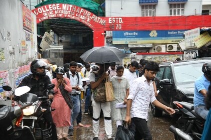 Aspirants coming out from examination centre after appeared in Bihar Public Service Commission (BPSC) 69th Combined Preliminary exam 2023 at B.D. Public School in Patna. (Santosh Kumar ) Aspirants coming out from examination centre after appeared in Bihar Public Service Commission (BPSC) 69th Combined Preliminary exam 2023 at B.D. Public School in Patna. (Santosh Kumar )