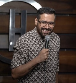 Delhi-based comedian Mohit Morani shifts to dark humour with this comedy show. Delhi-based comedian Mohit Morani shifts to dark humour with this comedy show.