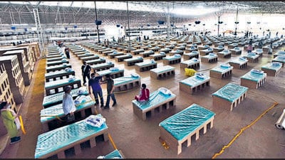 The facility at the time was 1,700 feet long, 700 feet wide—roughly the size of 20 football fields—and had 200 enclosures with 50 beds each. (HT Archive) The facility at the time was 1,700 feet long, 700 feet wide—roughly the size of 20 football fields—and had 200 enclosures with 50 beds each. (HT Archive)