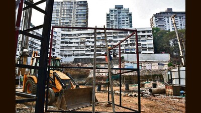 The under construction site of Lodha Malabar project. (Hindustan Times) The under construction site of Lodha Malabar project. (Hindustan Times)