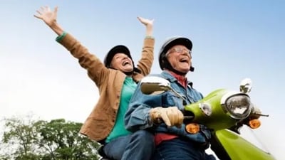 When we connect with the partner, we instantly become a stronger force to face stressful situations together. (Unsplash) When we connect with the partner, we instantly become a stronger force to face stressful situations together. (Unsplash)