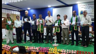 Director ISARC, one other honoured with CWSS gold medals (sourced)