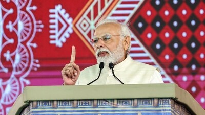 Prime Minister Narendra Modi addresses the gathering during the foundation stone laying ceremony and dedicating various development projects worth around ₹19,260 cr to the nation , in Gwalior on Monday. (ANI) Prime Minister Narendra Modi addresses the gathering during the foundation stone laying ceremony and dedicating various development projects worth around ₹19,260 cr to the nation , in Gwalior on Monday. (ANI)